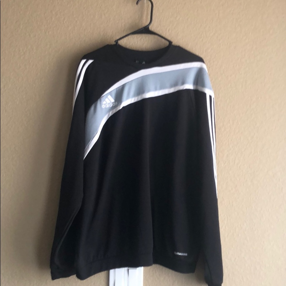 Adidas top